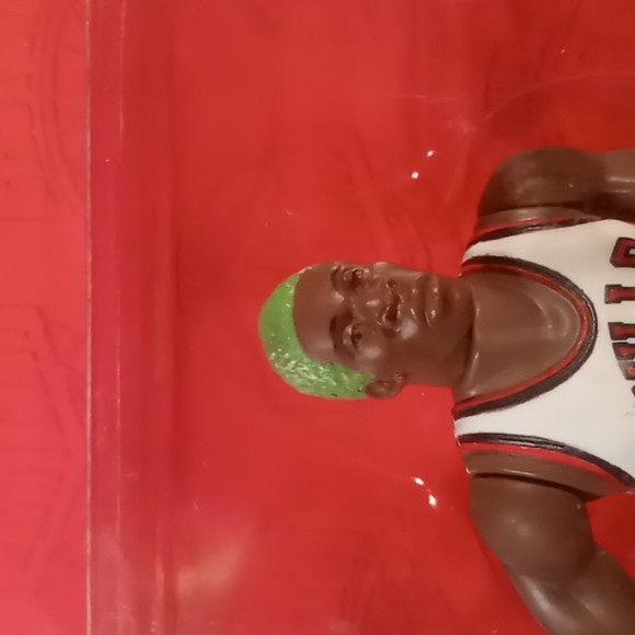 Starting Lineup (3) - 1996 - Dennis Rodman - Base Series (Hair Color Variations) - Picture 10 of 12